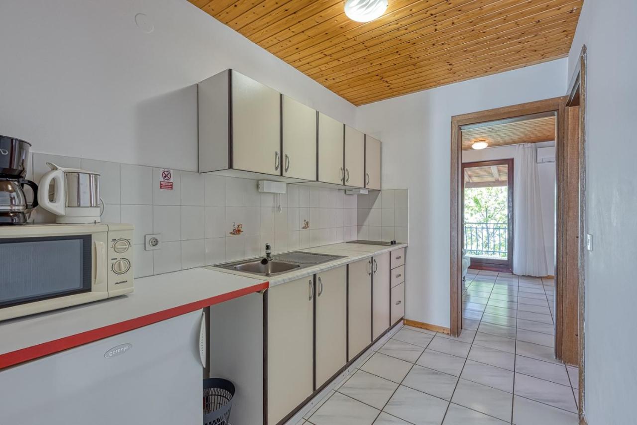 Apartments Kiki Spada Пореч Екстериор снимка