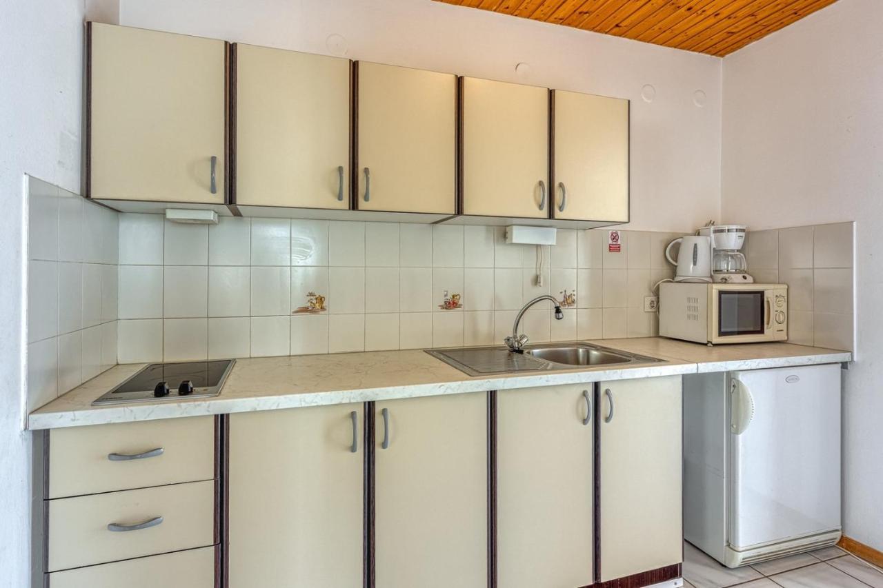 Apartments Kiki Spada Пореч Екстериор снимка