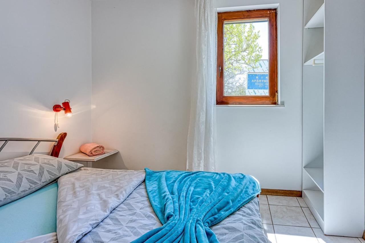 Apartments Kiki Spada Пореч Екстериор снимка