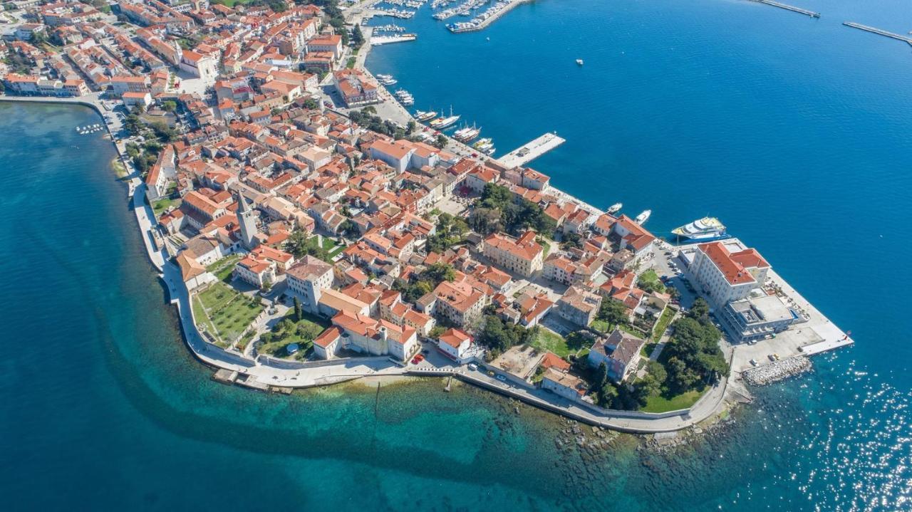 Apartments Kiki Spada Пореч Екстериор снимка