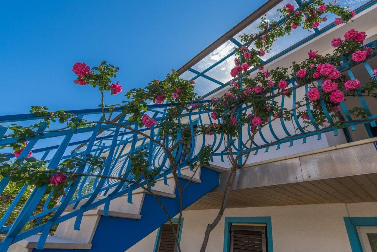 Apartments Kiki Spada Пореч Екстериор снимка
